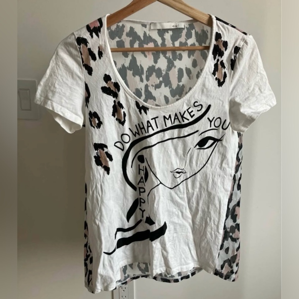 Chic White Graphic Tee with Leopard Accents
